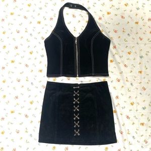 Wilson’s Leather Maxima Black Suede Halter top and mini Skirt Matching Set 🖤